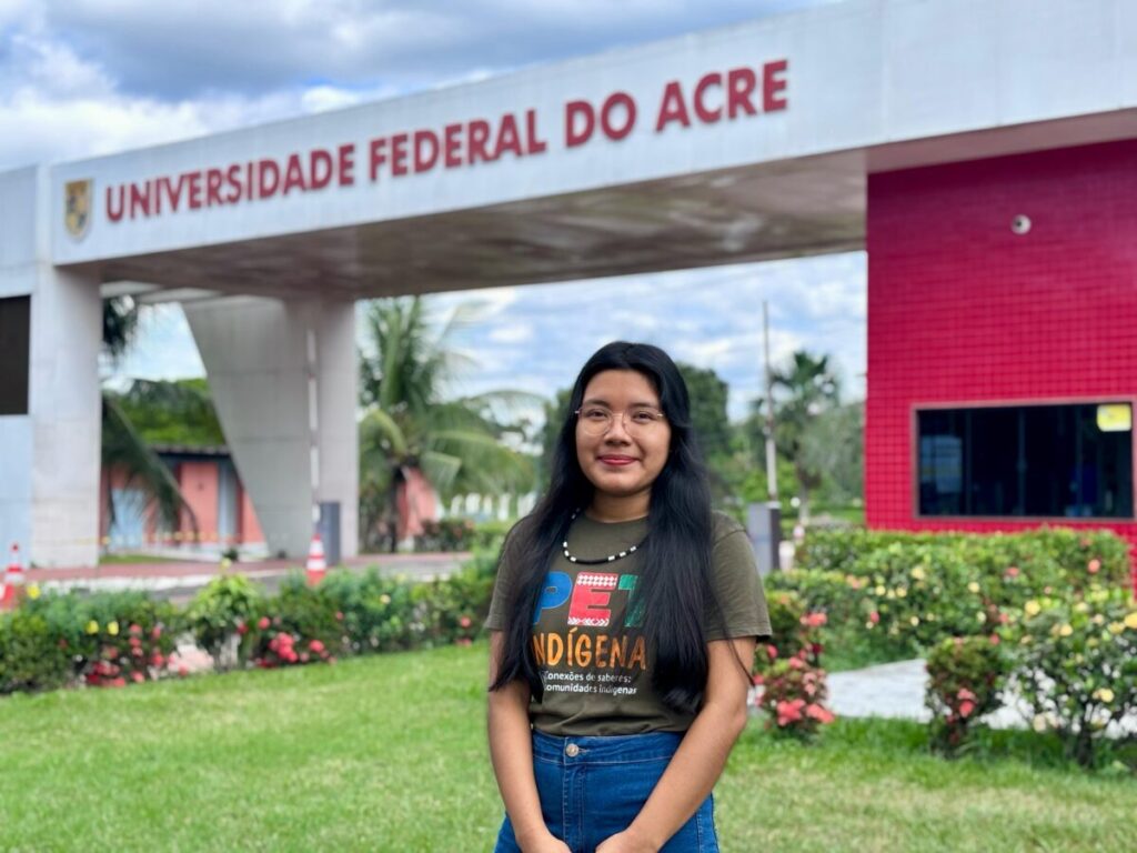 Indígena Acreana Conquista Aprovação no Curso de Medicina da Ufac pela Primeira Vez: ‘Levo a Força do Meu Povo’