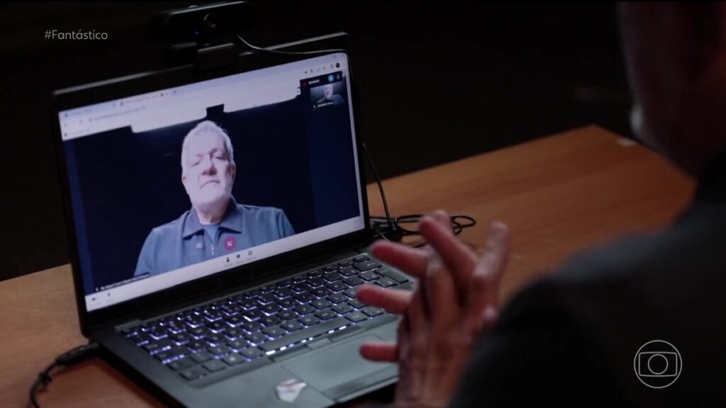 Clone Digital: Repórter Interage com sua Réplica Criada por IA; Assista ao Vídeo Imagem do artigo
