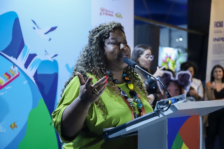 Ministra Macaé Evaristo Enfatiza a Importância da Ciência e dos Oceanos na 22ª Semana Nacional de Ciência e Tecnologia Imagem do artigo