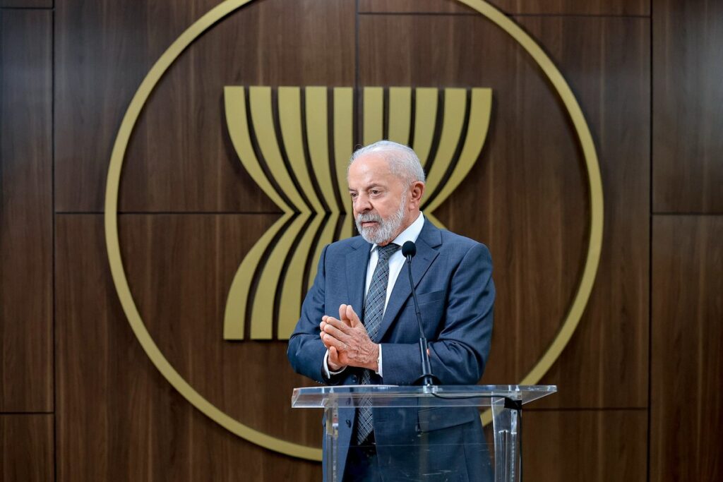 Aprovação de Lula Cai e Desaprovação Atinge 50% Após Megaoperação no Rio Imagem do artigo