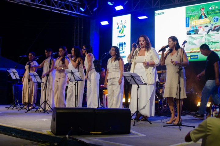 Círio Cultural 2025: Canto à Conceição Encanta Fiéis em Noite de Devoção Imagem do artigo