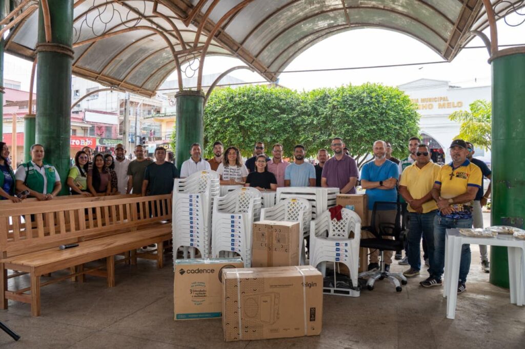 Governo do Acre Fornece Equipamentos para Modernização do Sindicato dos Taxistas em Cruzeiro do Sul Imagem do artigo