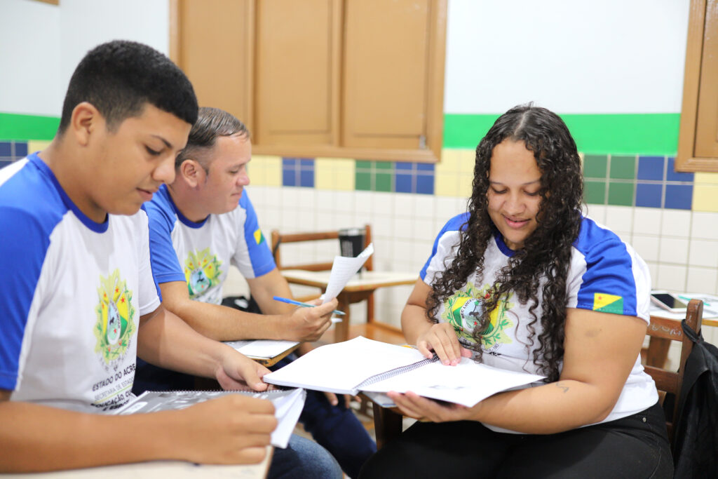 Matrículas Abertas para Educação de Jovens e Adultos em 2026: Oportunidade de Recomeço Matrículas Abertas para Educação de Jovens e Adultos em 2026: Oportunidade de Recomeço