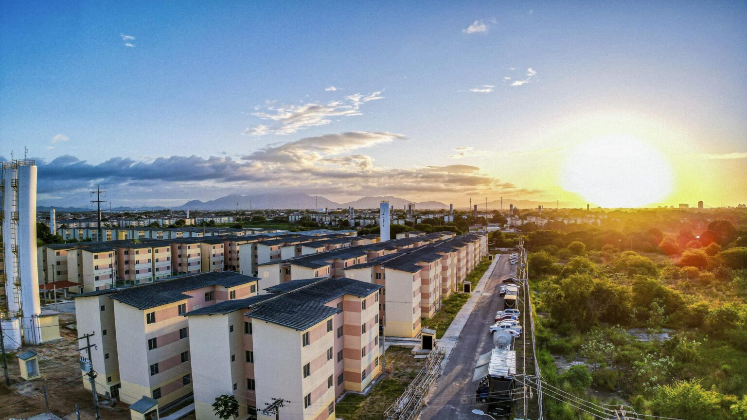 A Política Industrial Brasileira: A Importância da Habitação para o Trabalhador