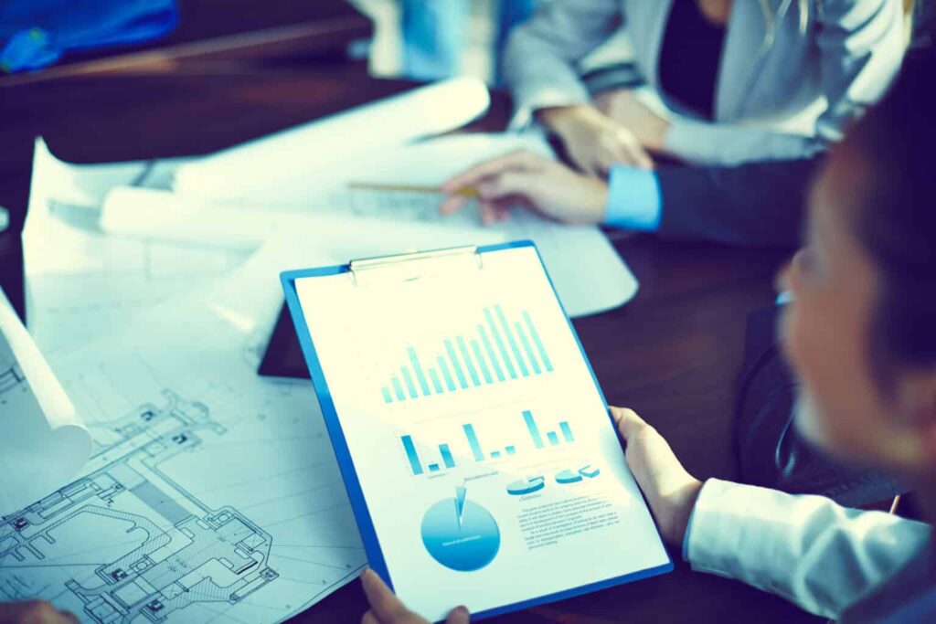 Taxas de Juros Altas Travem Investimentos no Acre em 2025