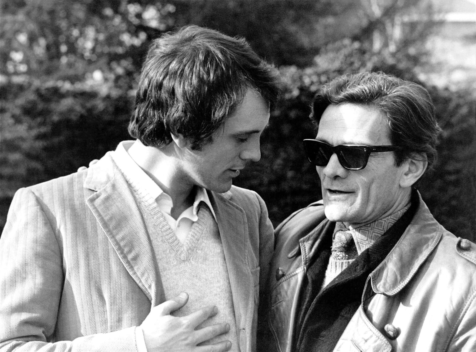 Teorema e o Legado de Pasolini: Uma Reflexão sobre a Atualidade da Cultura de Massas