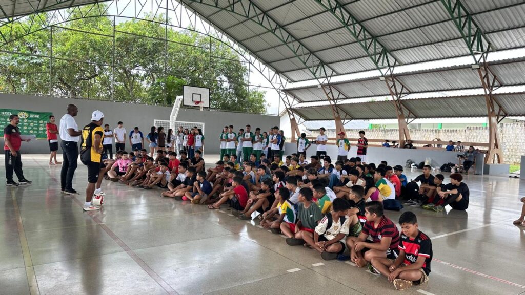 Campeonato de Futebol do Juntos Pelo Acre Promove Inclusão na Escola Estadual Professor Pedro Martinello Campeonato de Futebol do Juntos Pelo Acre Promove Inclusão na Escola Estadual Professor Pedro Martin