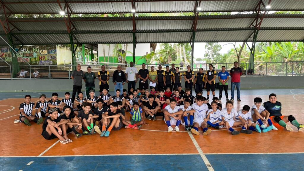 Campeonato de Futebol Mobiliza Crianças e Adolescentes em Rio Branco Campeonato de Futebol Mobiliza Crianças e Adolescentes em Rio Branco