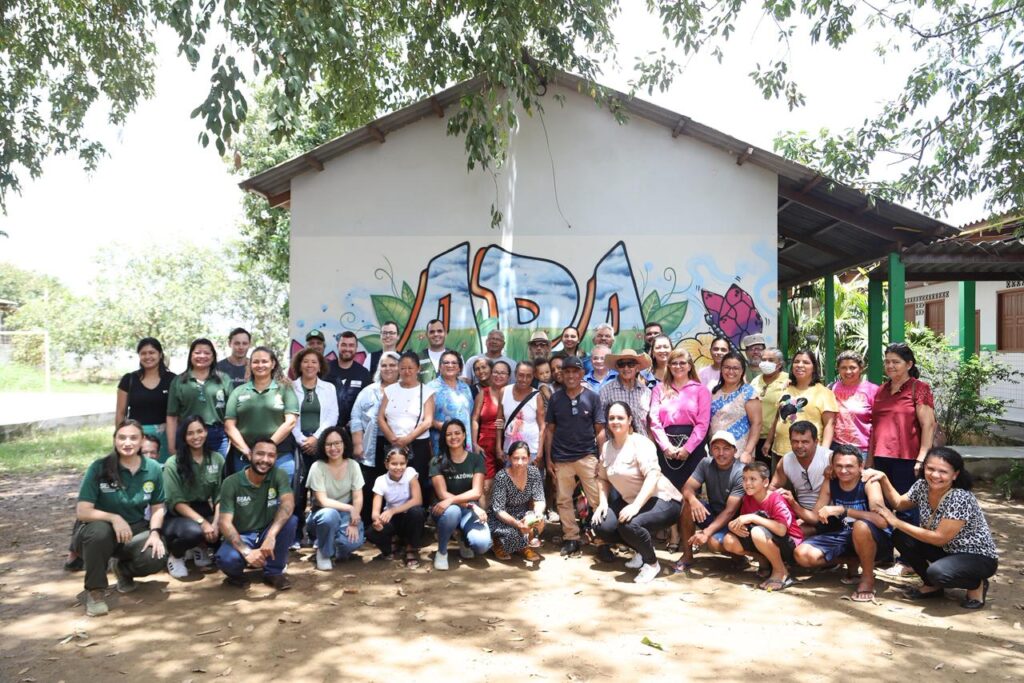 Governo do Acre Reforça Diálogo com Líderes da APA Lago do Amapá para Implementar Programa de Resiliência Socioambiental Governo do Acre Reforça Diálogo com Líderes da APA Lago do Amapá para Implementar Programa de Resili