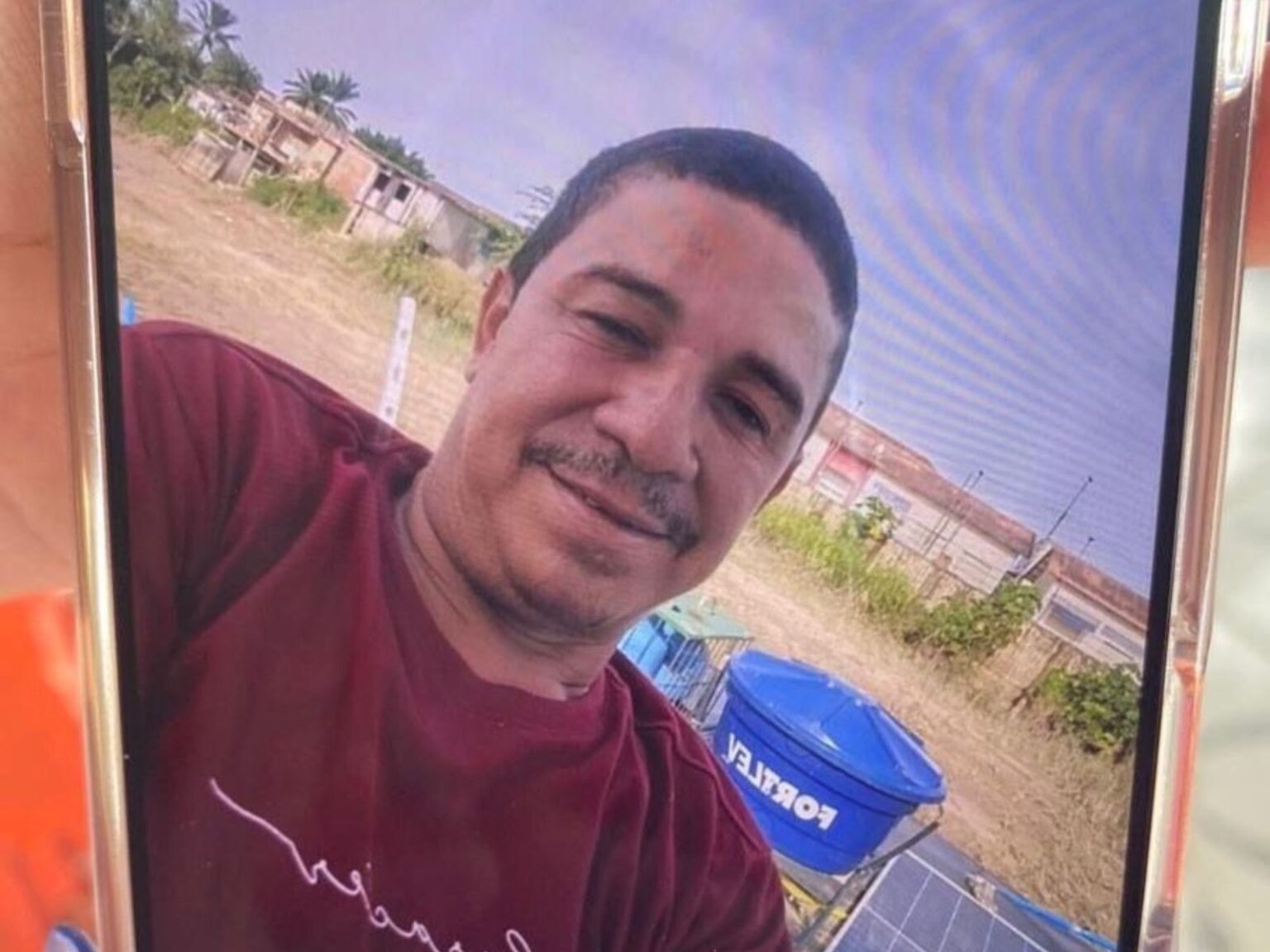 Mulher com Medida Protetiva é Esfaqueada pelo Ex-Marido no AC; Suspeito Está Foragido
