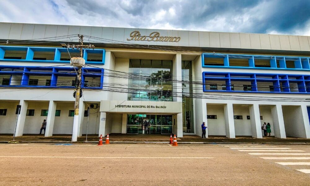 Prefeitura de Rio Branco Nomeia Novos Servidores na Área de Tecnologia Prefeitura de Rio Branco Nomeia Novos Servidores na Área de Tecnologia