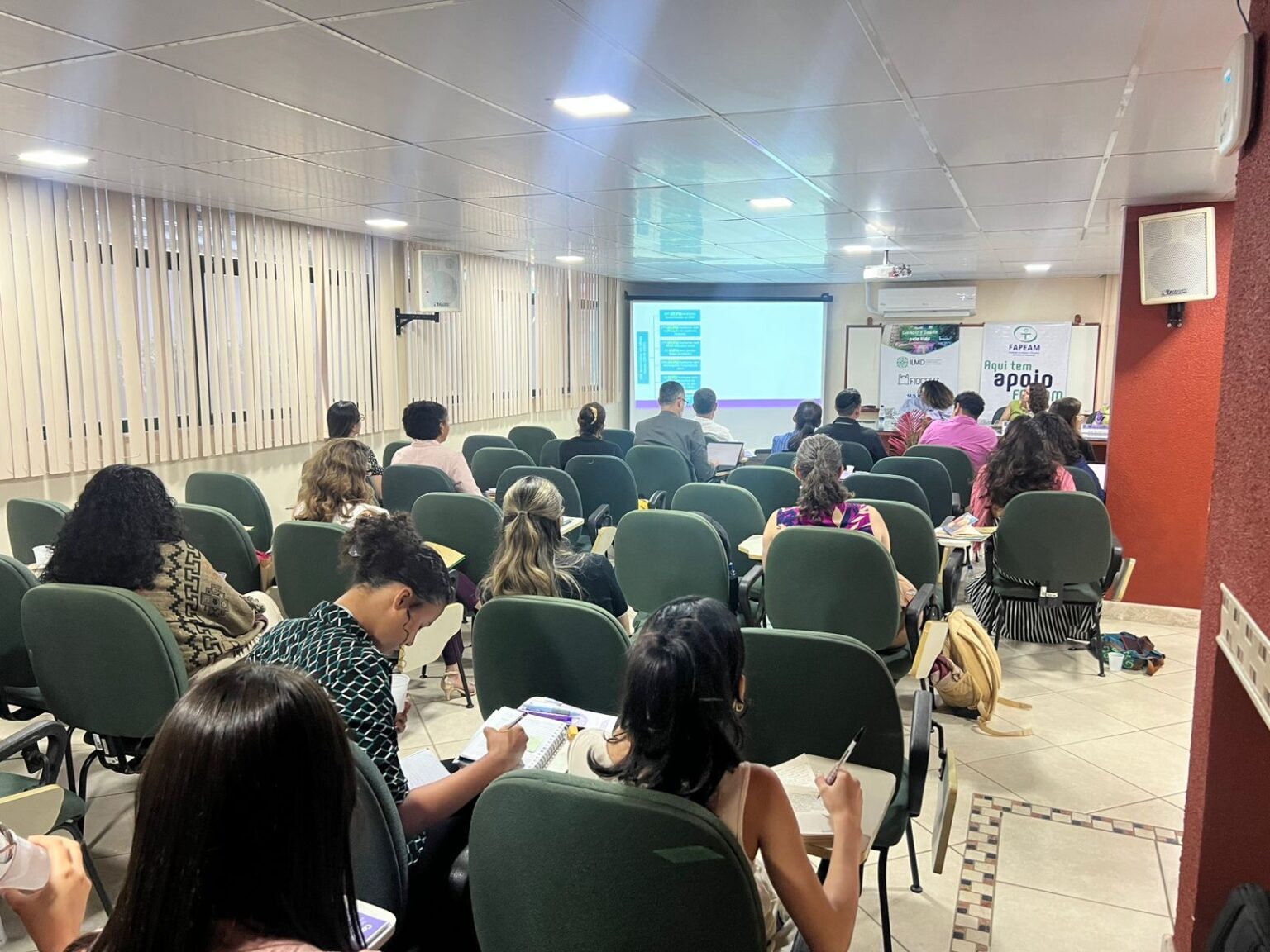 Acre Reforça Estratégias de Prevenção ao Feminicídio em Seminário Amazônico