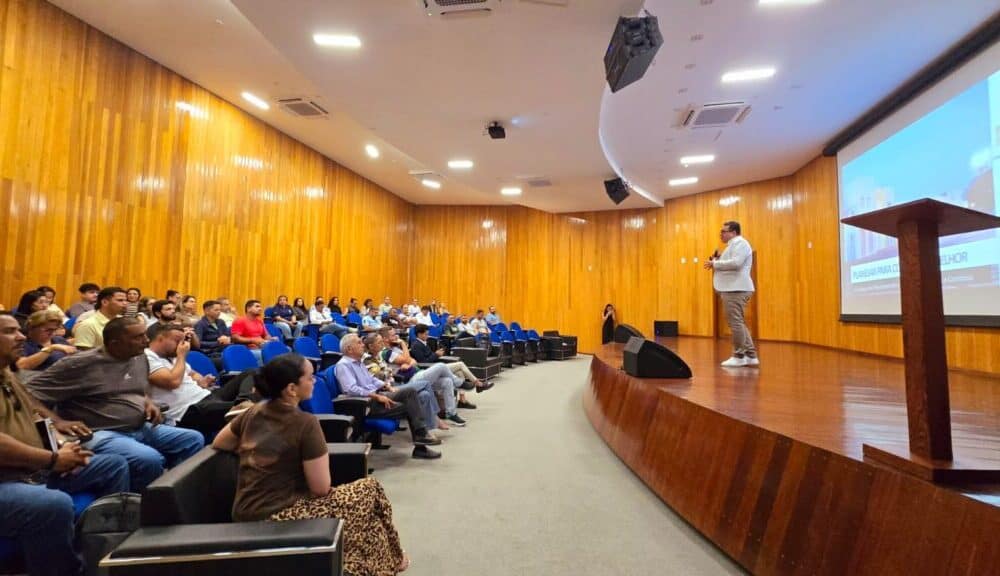 Capacitação em Licitações: FEM Inova com Uso de Inteligência Artificial Capacitação em Licitações: FEM Inova com Uso de Inteligência Artificial