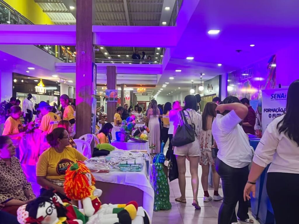 Feira de Artesanato de Cruzeiro do Sul: Um Desfile que Valoriza o Artesanato Local
