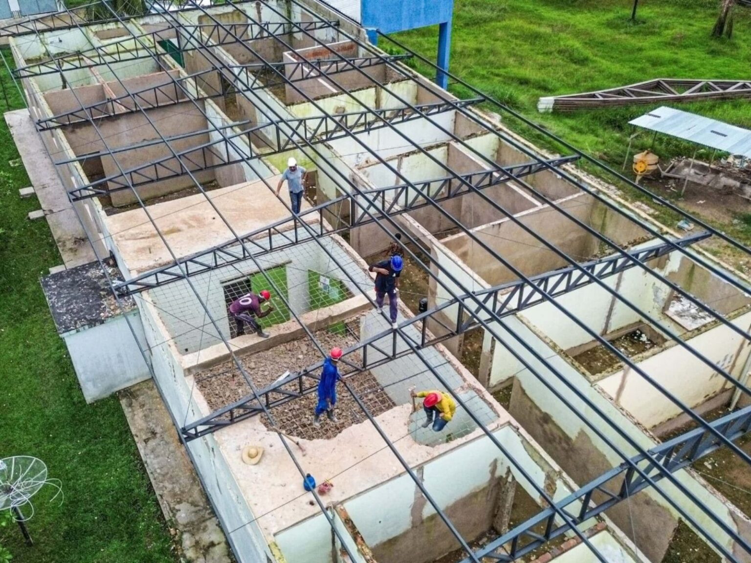 Moradores Pressionam Governo por Conclusão de Hospital em Feijó Após Três Anos de Reformas
