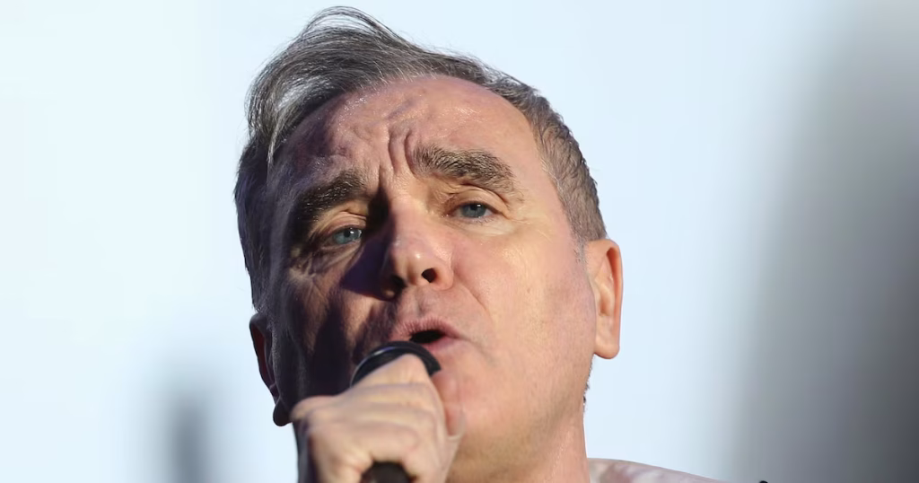 Morrissey Cancela Show por Motivo Inusitado: Barulho Incessante o Deixou em Estado Catatônico