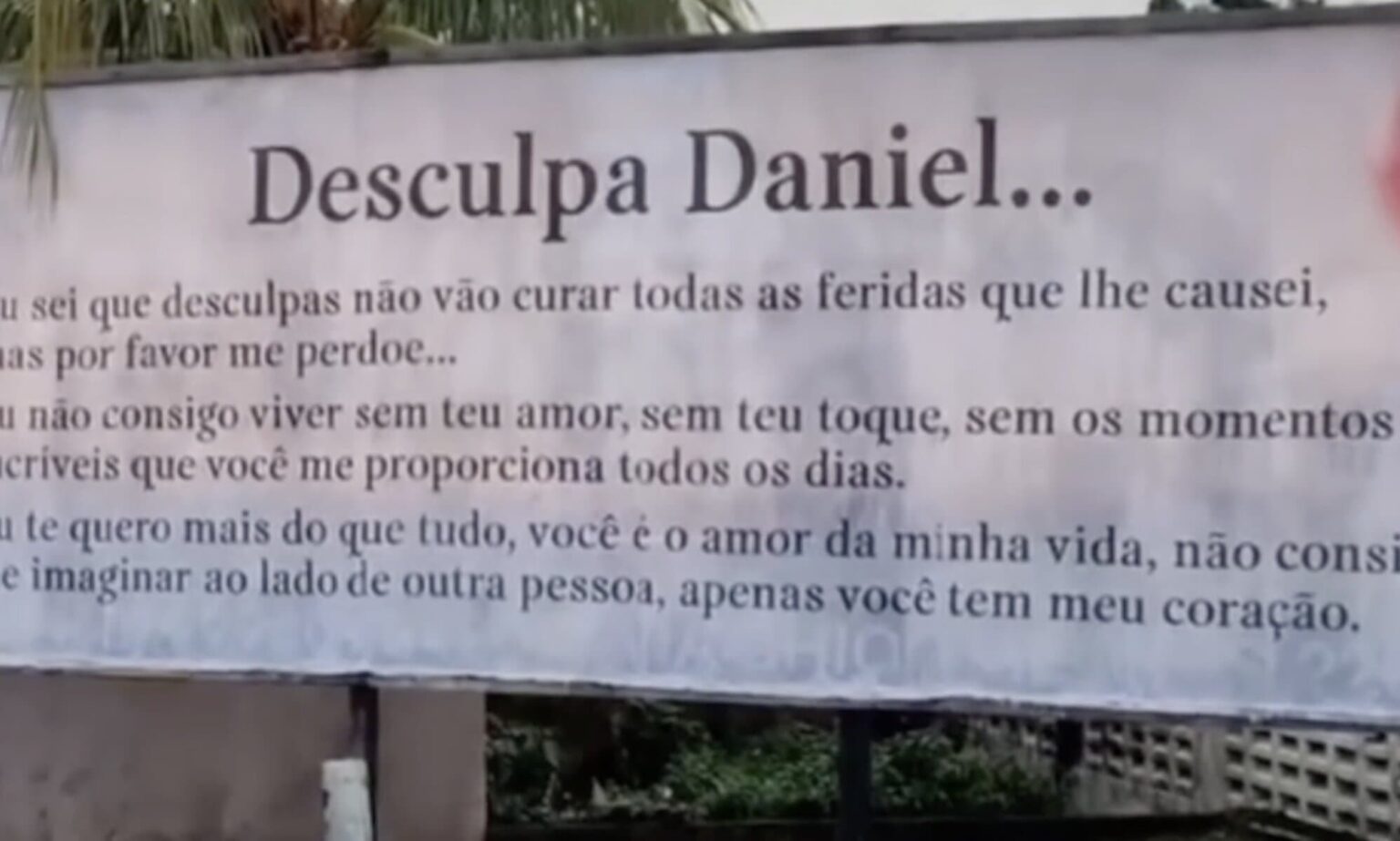 Outdoor Emocional Chama Atenção em Rio Branco e Viraliza nas Redes Sociais