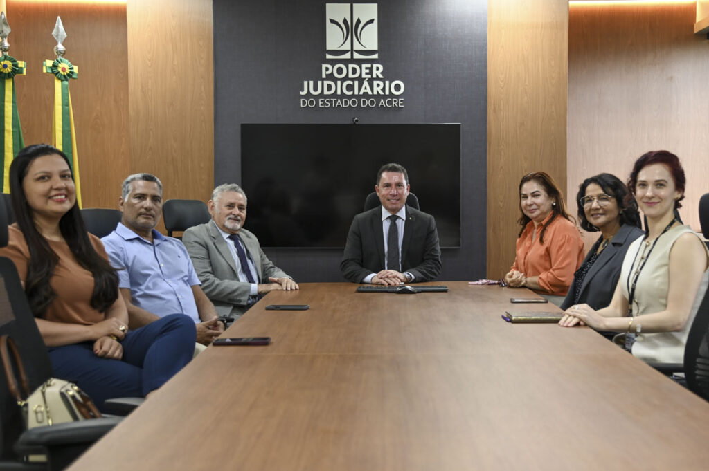 Parceria Facilita Acesso ao Título de Eleitor para Jovens no Acre Parceria Facilita Acesso ao Título de Eleitor para Jovens no Acre