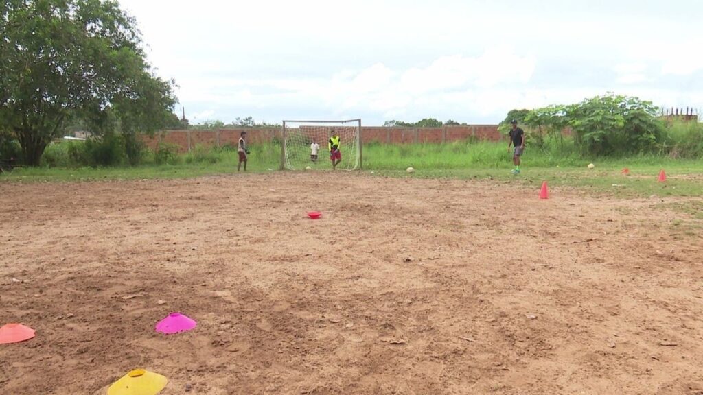 Projeto Social de Ex-Atacante do Acre Transforma Sonhos em Realidade no Futebol