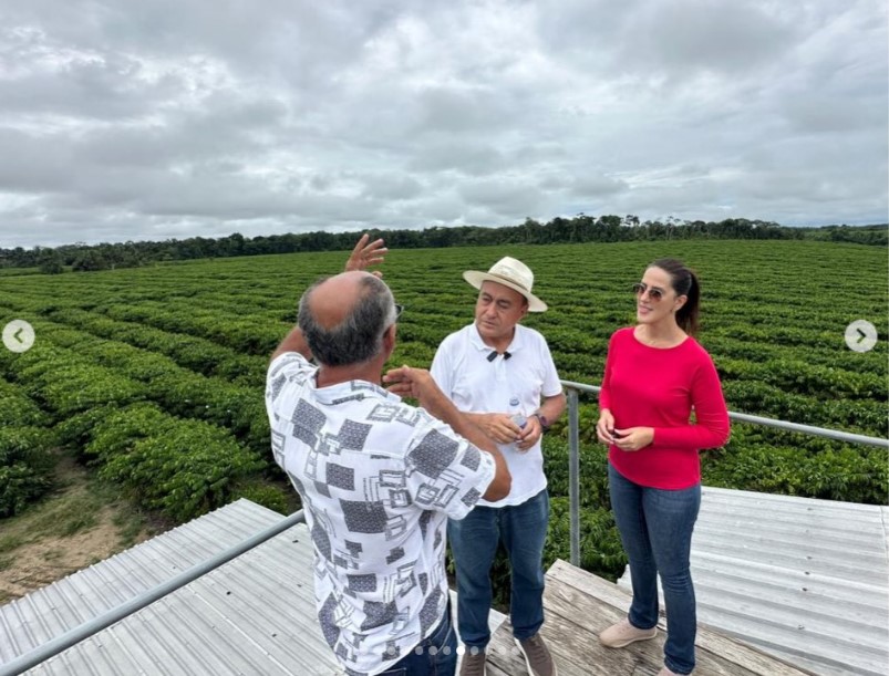 Bocalom Destaca Café como Alternativa Econômica em Pré-Campanha em Cruzeiro do Sul Bocalom Destaca Café como Alternativa Econômica em Pré-Campanha em Cruzeiro do Sul