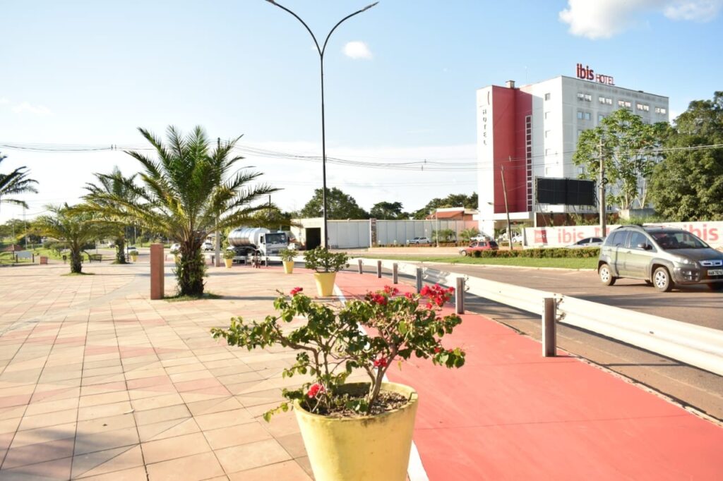 Festival ‘Sabor sobre Rodas’ Leva Gastronomia e Música a Rio Branco Festival 'Sabor sobre Rodas' Leva Gastronomia e Música a Rio Branco
