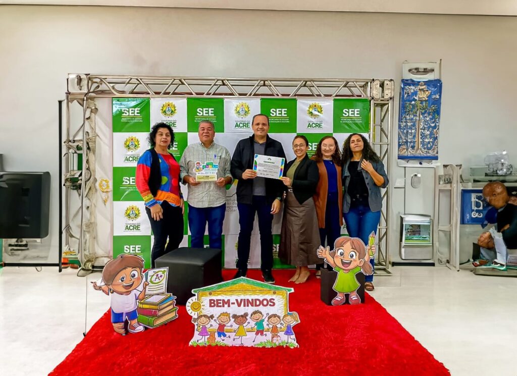Rio Branco Garante 1º Lugar no Prêmio Alfabetiza Acre 2026: Um Marco para a Educação Municipal