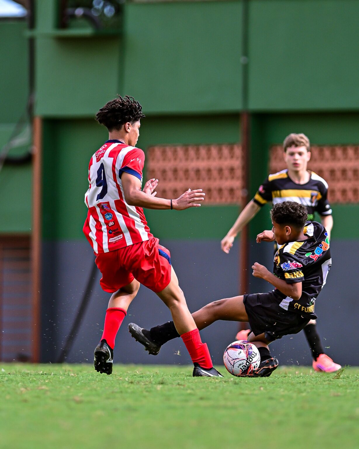 Santa Cruz-AC conquista bicampeonato invicto na Copa Rio Branco Sub-13