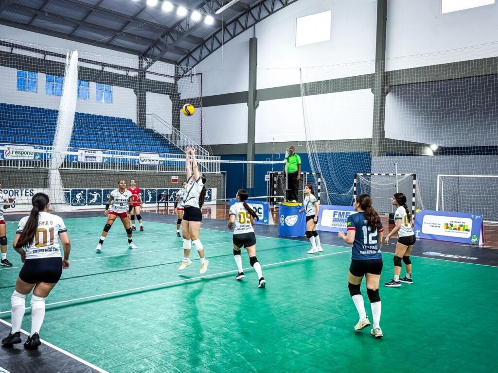 Times Acreanos Buscam Reabilitação nas Semifinais do Vôlei na Série Cobre dos JEB's Sub-18
