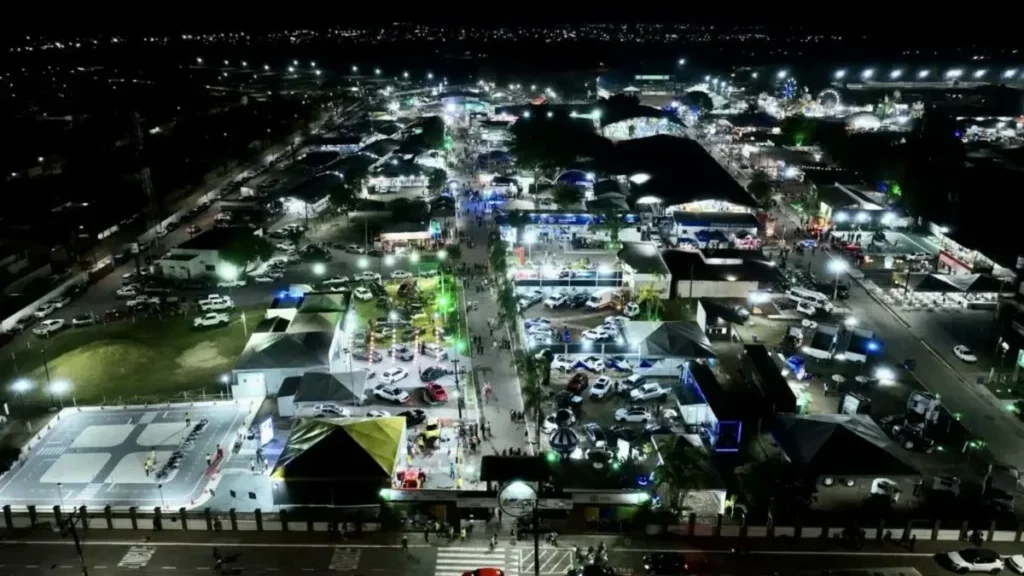 Expoacre 2026: Editais para camarotes, venda exclusiva de bebidas e decoração movimentam organização
