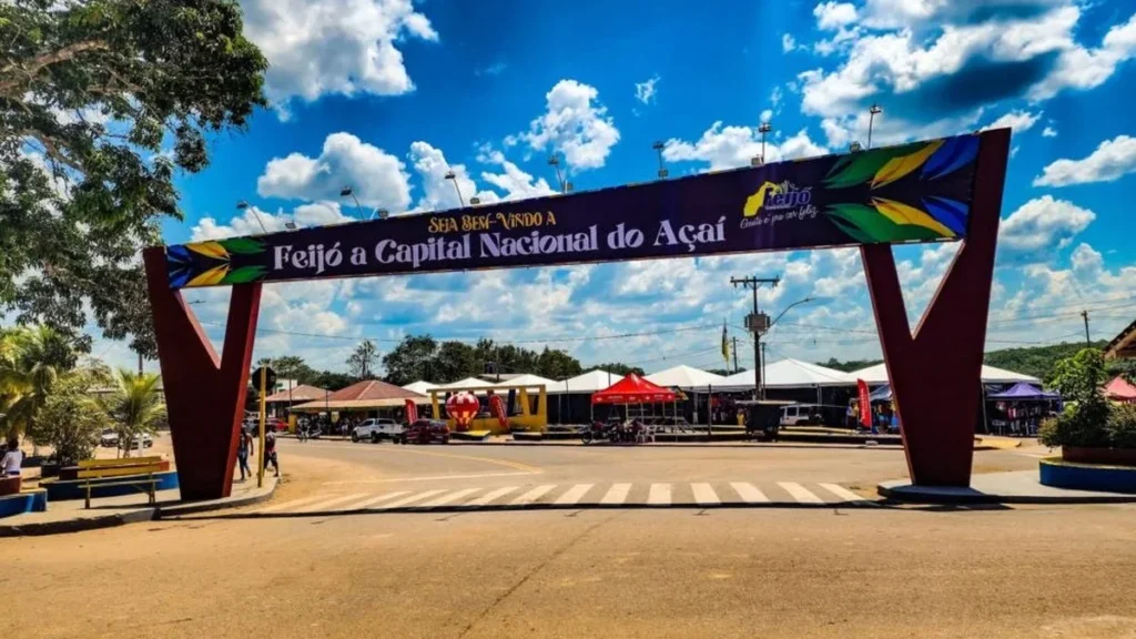 Prefeito de Feijó decreta ponto facultativo e feriado para Festival do Açaí