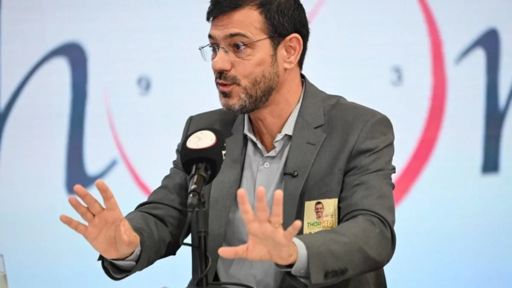 Thor Dantas destaca legado da Frente Popular e critica retrocesso no Acre