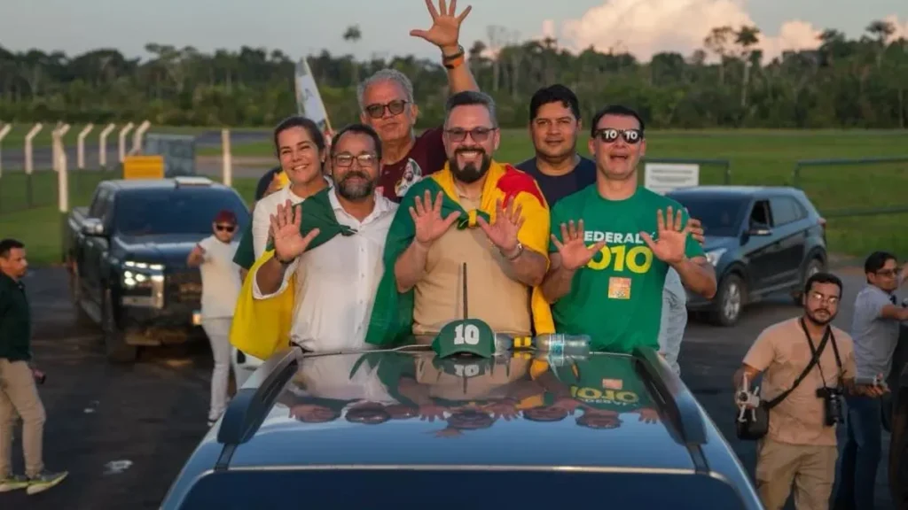 Alan Rick lidera carreata histórica em Feijó no primeiro dia de campanha