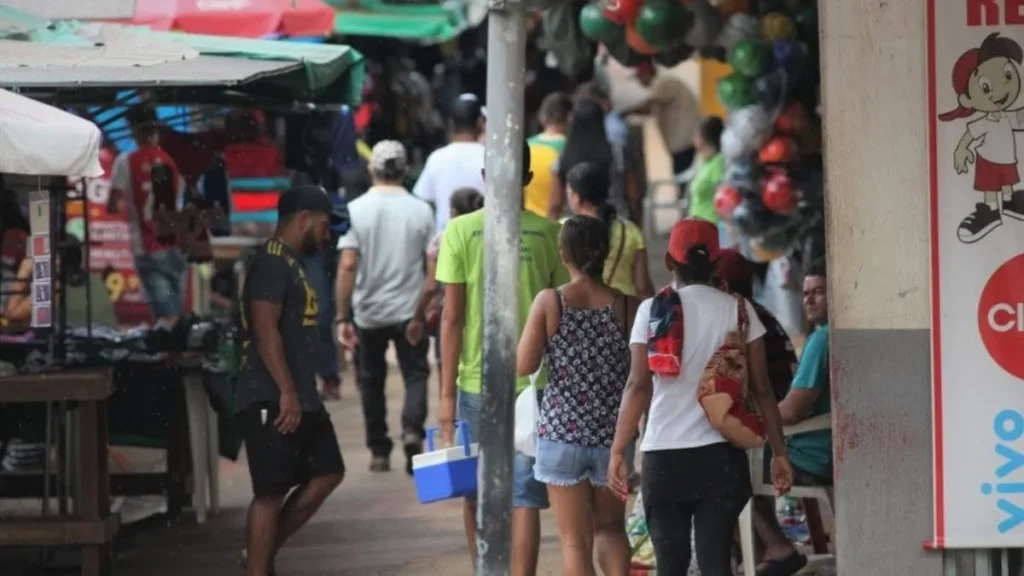 Comércio de Rio Branco Confia em Crescimento no 2º Semestre, Mas Enfrenta Desafios Econômicos