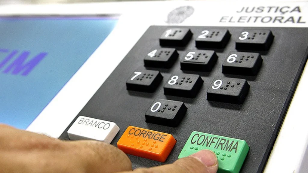 Disputa pelo Senado no Acre: empate técnico entre petistas e bolsonaristas pela segunda vaga