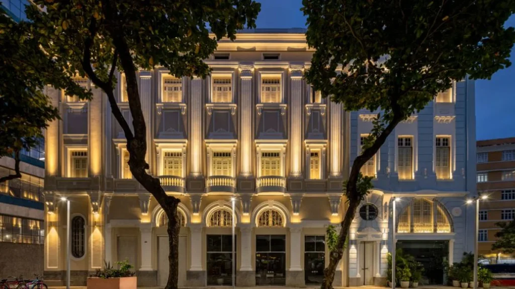 Recife Antigo transforma edifícios históricos em polo gastronômico e cultural