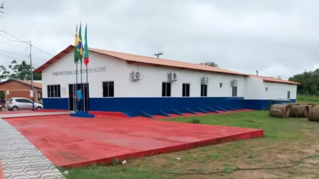 Porto Acre reajusta salários de professores e servidores da Educação com avanços significativos