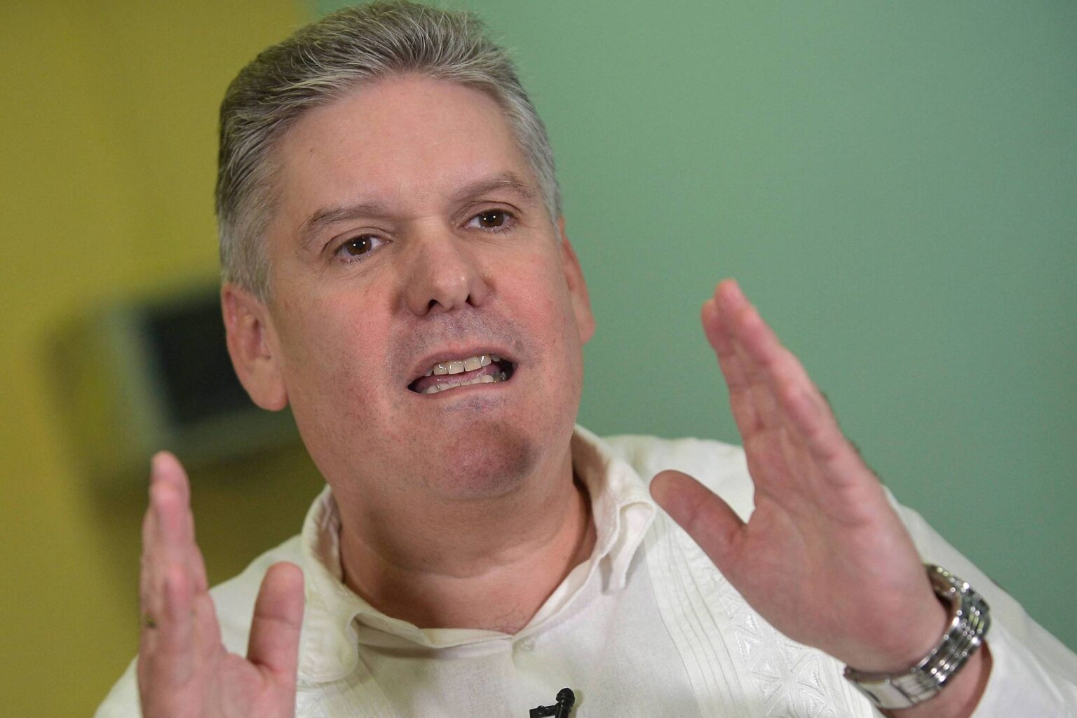 Ex-ministro da Economia de Cuba Recebe Prisão Perpétua por Crimes de Corrupção e Espionagem Imagem do artigo