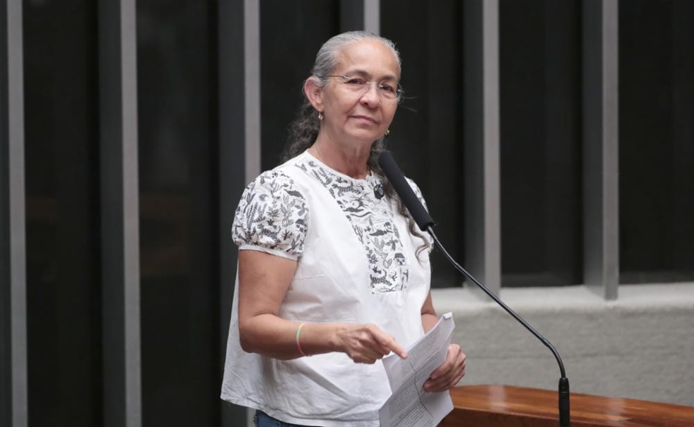 Entrevista: Heloísa Helena critica hegemonia do PT na esquerda brasileira