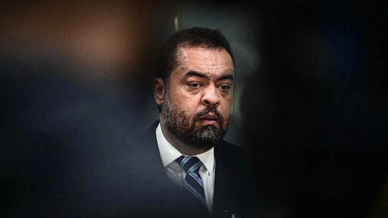 Moraes Concede 10 Dias a Claudio Castro para Esclarecer Premiação a Policiais Moraes Concede 10 Dias a Claudio Castro para Esclarecer Premiação a Policiais