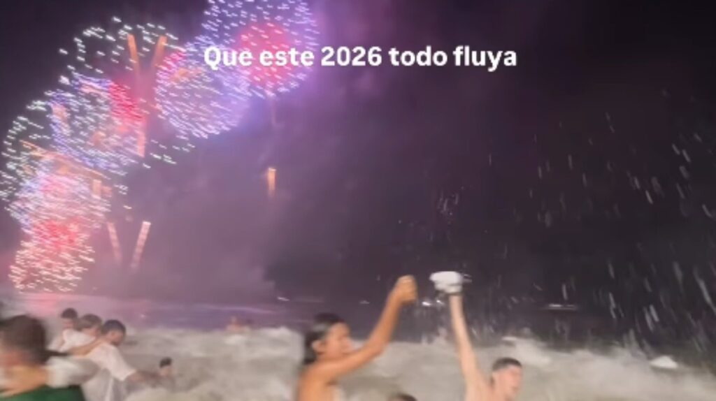 Turistas Pegos de Surpresa por Ondas no Réveillon do Rio: Alertas Ignorados