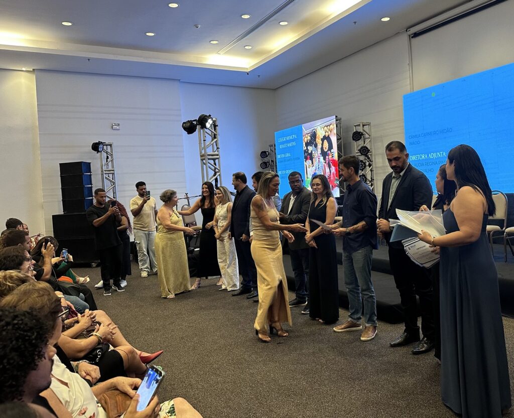 Diretores Eleitos São Empossados na Rede Municipal de Macaé para o Triênio 2026-2028 Diretores Eleitos São Empossados na Rede Municipal de Macaé para o Triênio 2026-2028