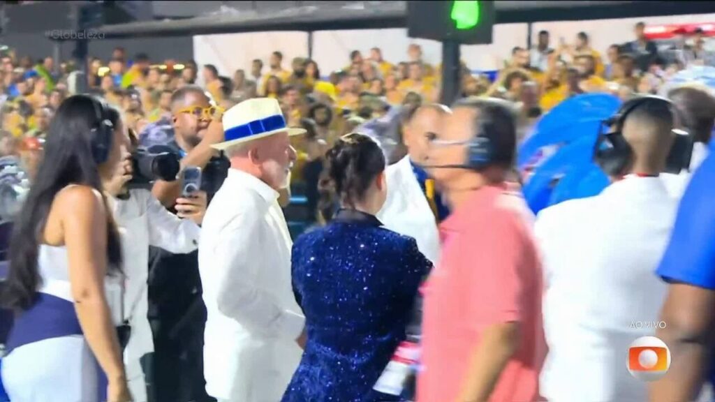 Lula Celebra Carnaval e Enfrenta Críticas da Oposição