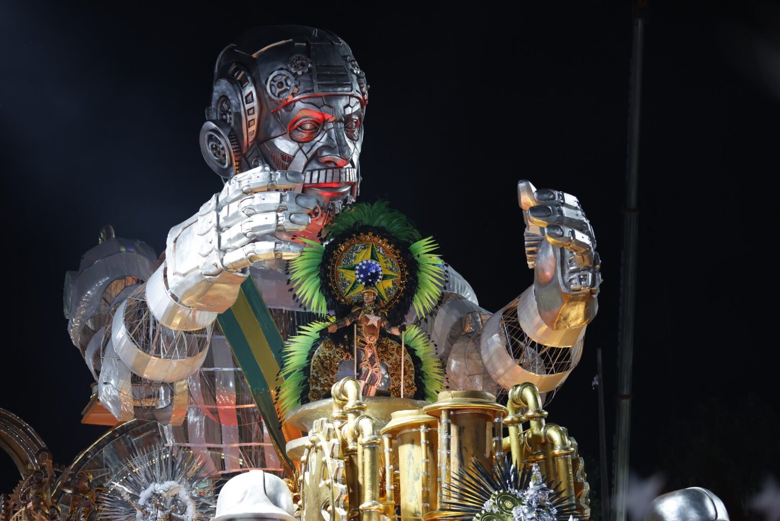 Lula se Manifesta sobre Críticas ao Desfile da Acadêmicos de Niterói no Carnaval