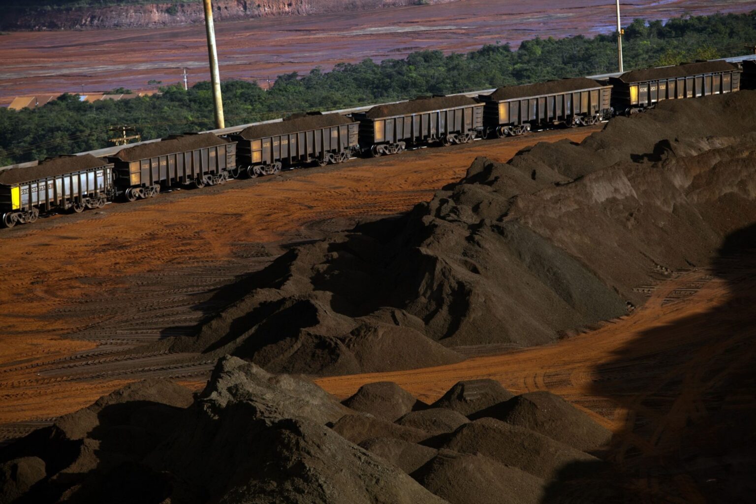 Vale e Adani Ports Firmam Acordo Estratégico para Minério de Ferro na Índia