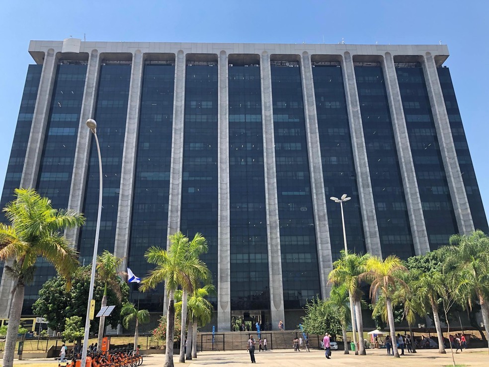 Ponto Facultativo na Quinta-Feira Santa: Prefeitura e Governo do Rio Anunciam Medida