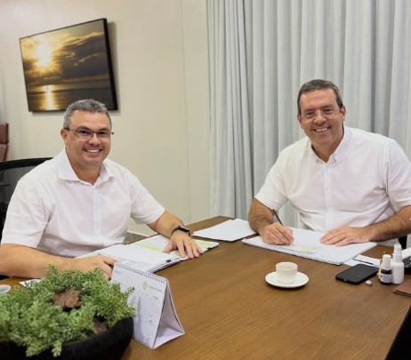 Prefeito e Vice de Macapá Afastados: Suspeitas de Fraude em Licitações de Hospital