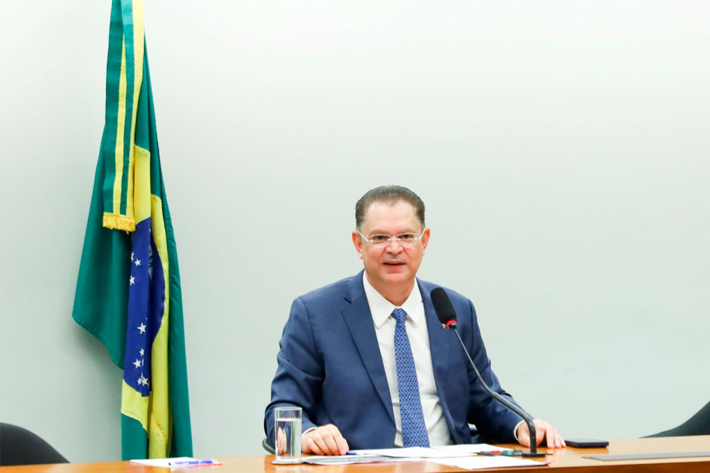 Sóstenes Cavalcante Destina R$ 21 Milhões para Fortalecer a Saúde no RJ