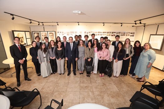 Estudantes de Direito do Rio de Janeiro Conhecem a Sede da OAB: Uma Experiência Transformadora