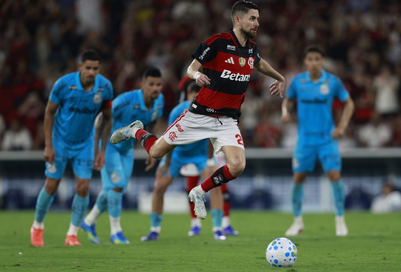 Flamengo Reverte Situação e Vence Santos no Maracanã: 3 a 1