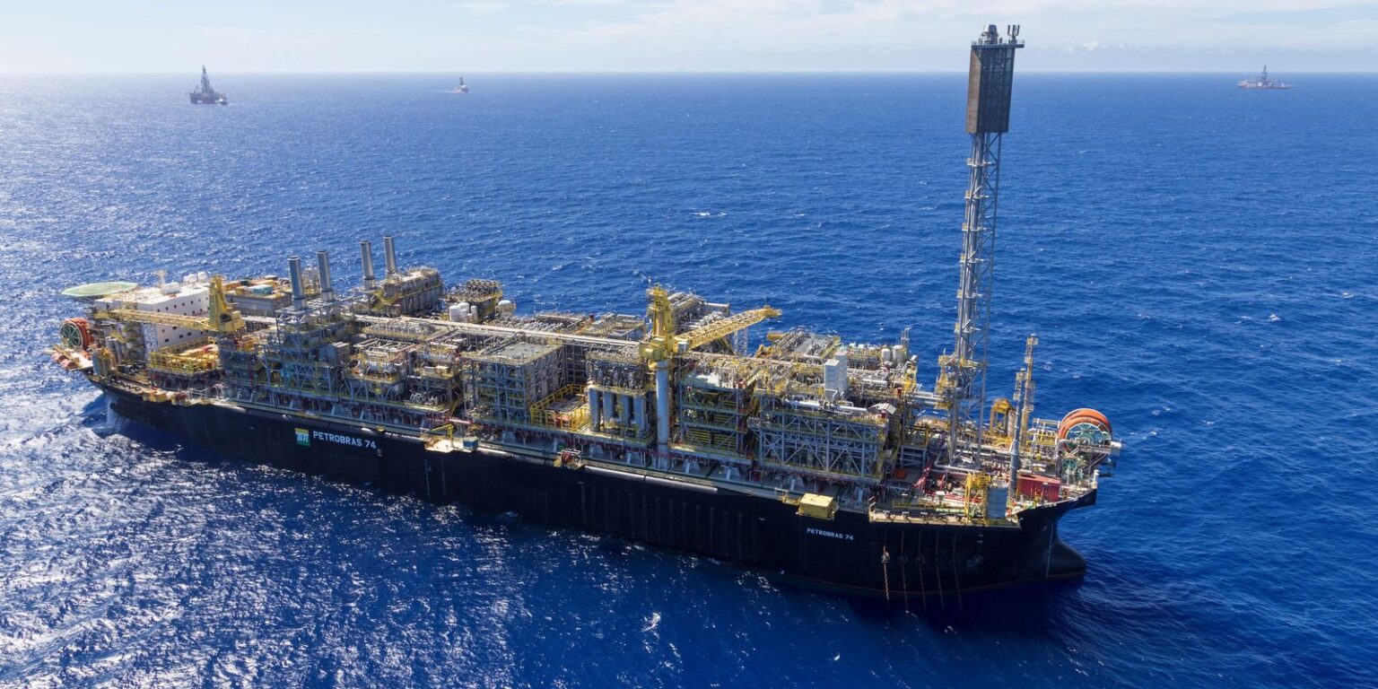 Leilão de Exploração no Pré-Sal Oferece 23 Blocos de Petróleo